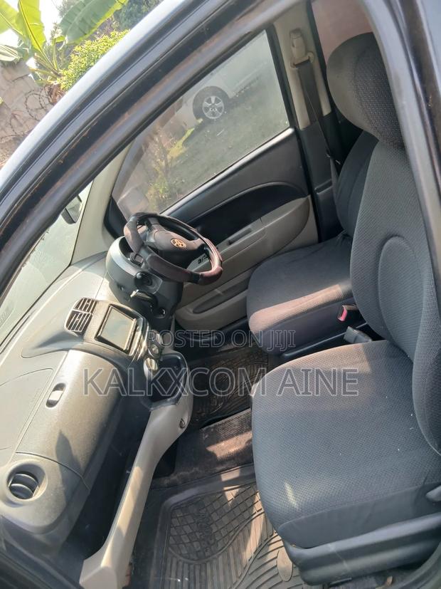 Toyota Noah 2005 Black