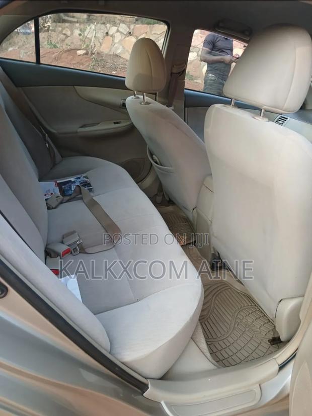 Toyota Axio 2006 Silver
