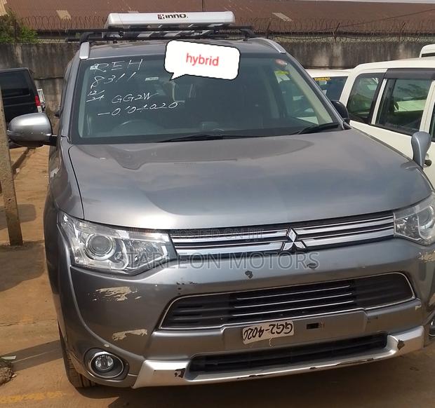 Mitsubishi Outlander 2014 Gray