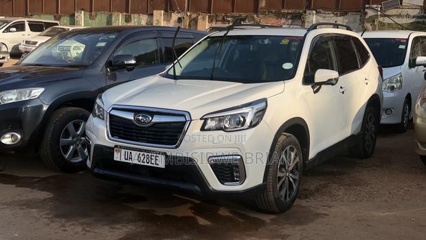 Subaru Forester 2019 White