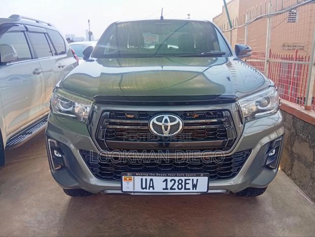Toyota Hilux Revo Double Cab Deisel 2.8 RWD 2018 Green