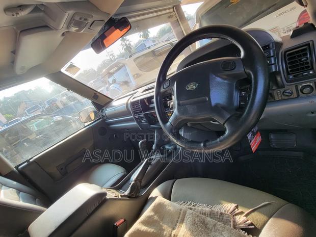 Land Rover Discovery 2008 Green