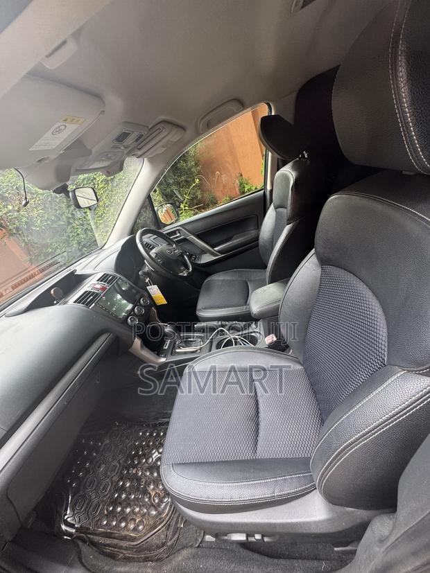 Subaru Forester 2.0XT Premium 4dr SUV AWD (2.0L 4cyl Turbo CVT) 2014