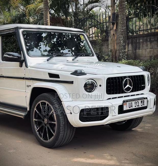 Mercedes-Benz G-Class 2017 White