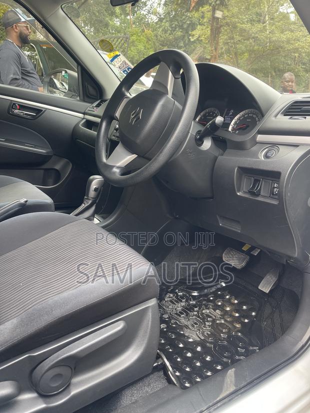 Suzuki Swift 2011 White