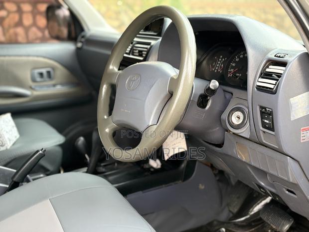 Toyota Land Cruiser Prado 3.0 TD 2000 Silver