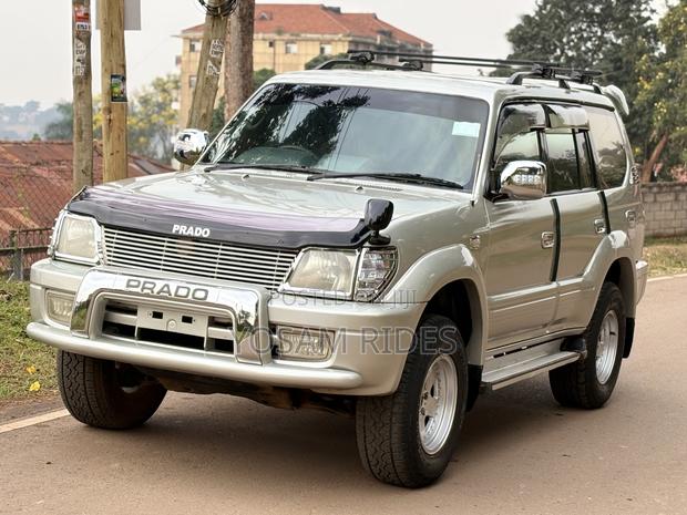 Toyota Land Cruiser Prado 3.0 TD 2000 Silver