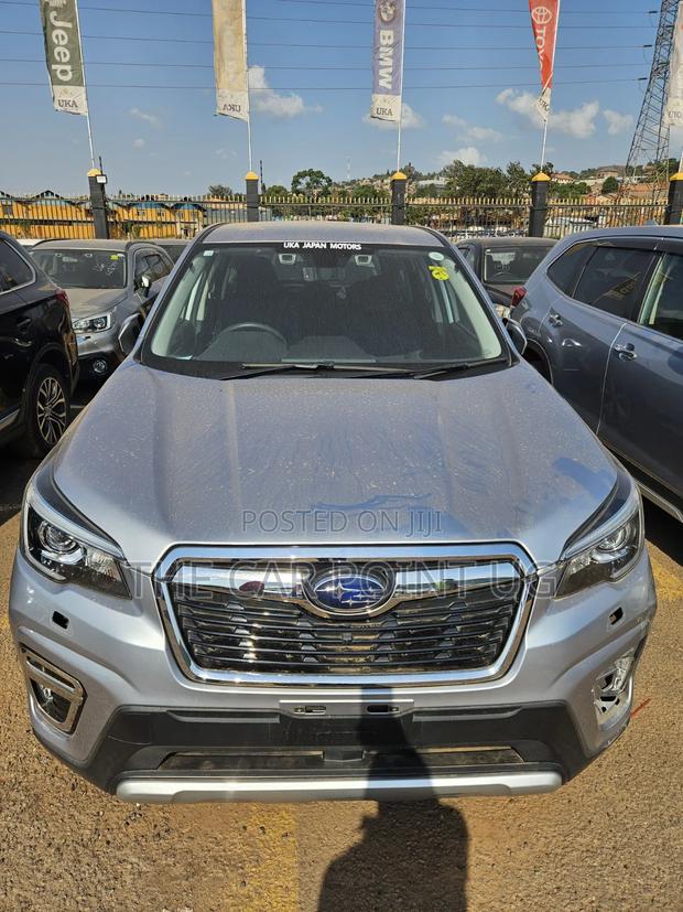 Subaru Forester 2021 Silver
