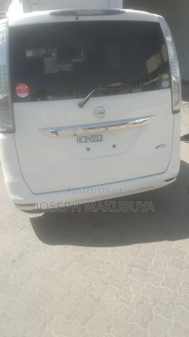 Nissan Serena 2013 White