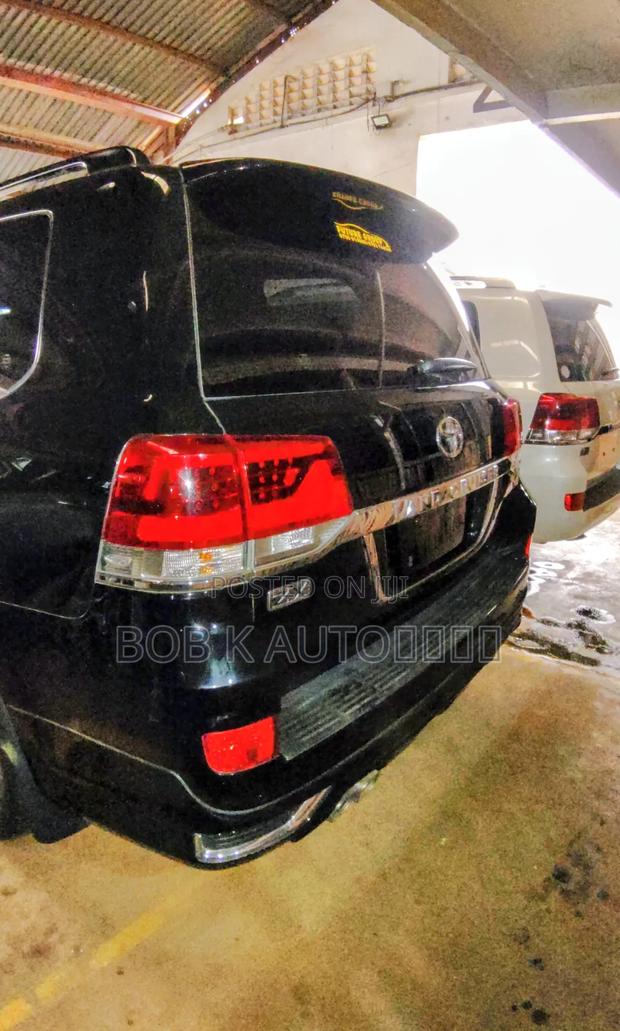 Toyota Land Cruiser 2020 Black