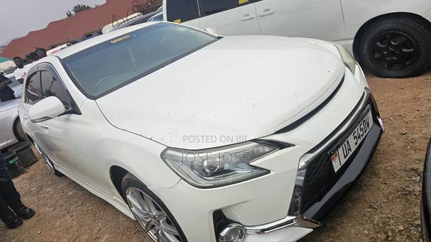 Toyota Mark X 2014 White