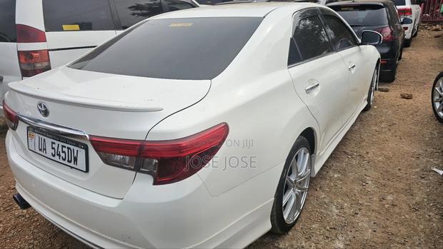 Toyota Mark X 2014 White
