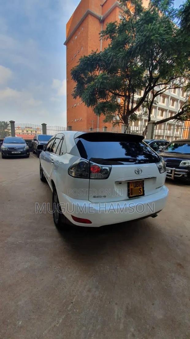 Toyota Harrier 2008 White
