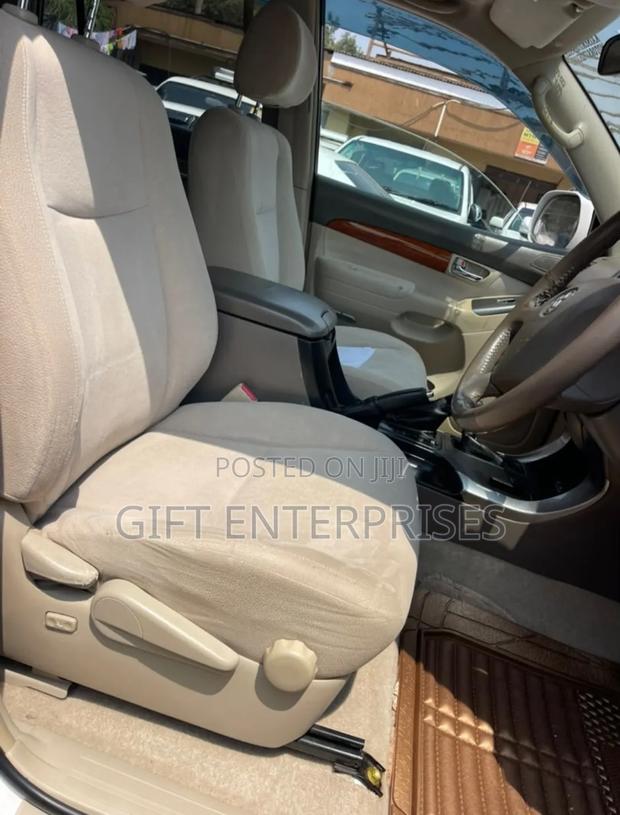 Toyota Land Cruiser Prado 2007 Pearl