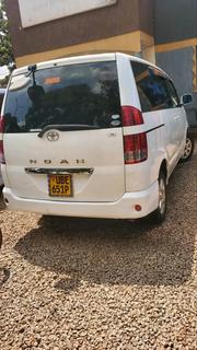 Toyota Noah 2005 White for sale