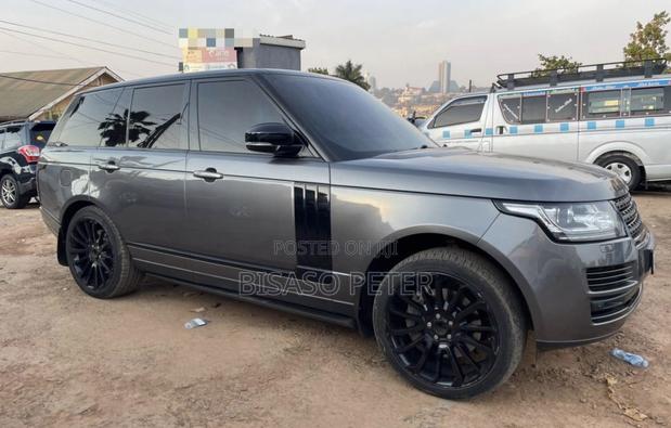 Land Rover Range Rover Vogue 2015 Gray
