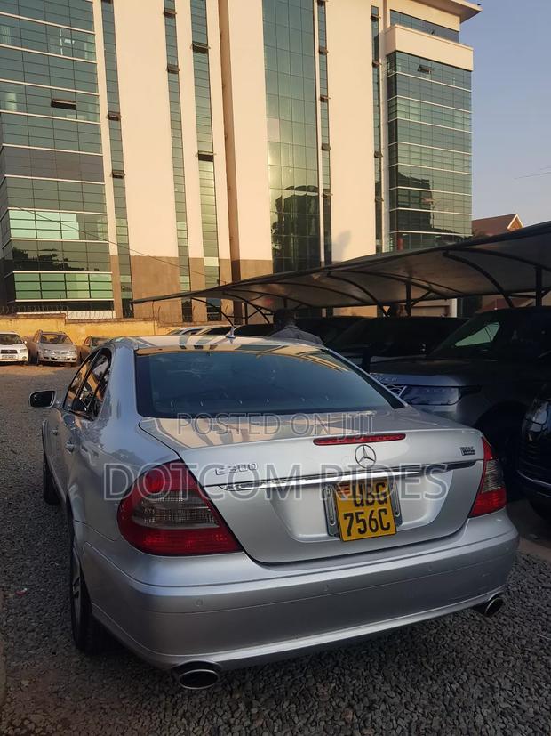 Mercedes-Benz E300 2007 Silver
