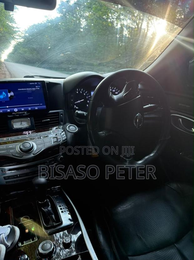 Nissan Fuga 2009 Silver