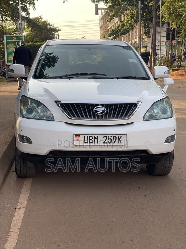 Toyota Harrier 2008 White