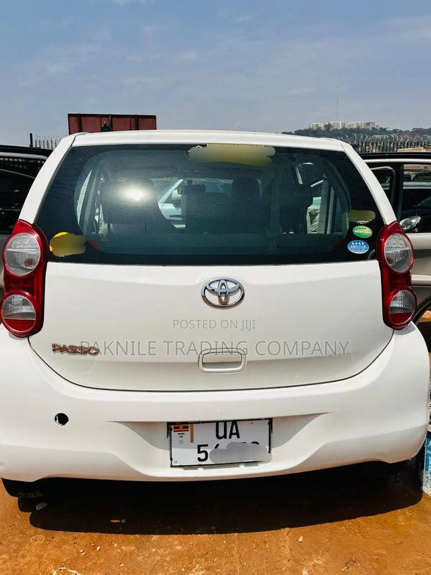 Toyota Passo 1.0 AWD 2012 White
