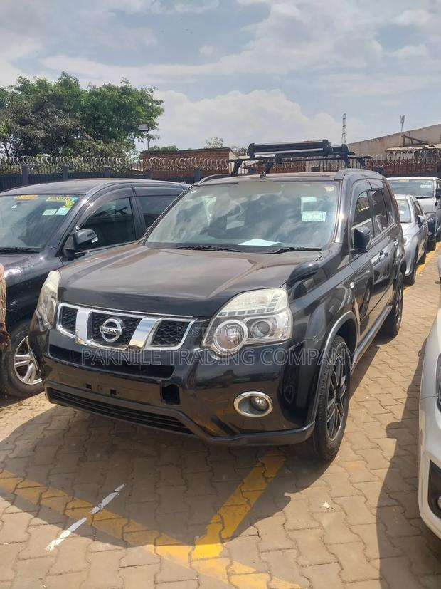 Nissan X-Trail 2.0 Petrol AWD 2013 Black