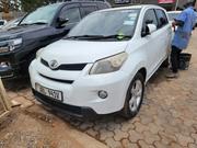 Toyota IST 2009 White for sale