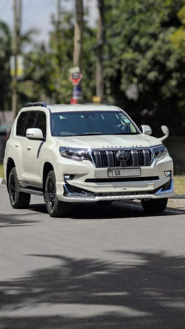 Toyota Land Cruiser Prado 2018 Off white