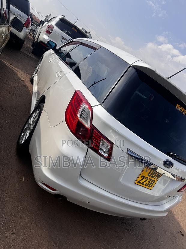 Subaru Exiga 2009 White