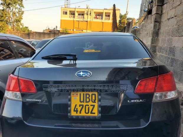 Subaru Legacy 2012 Black