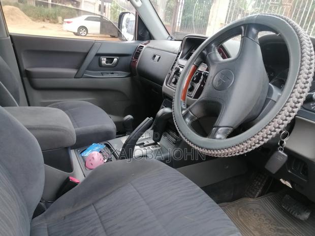 Mitsubishi Pajero 2004 White