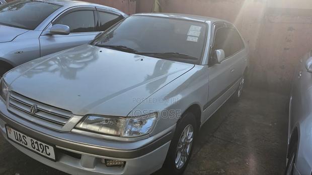 Toyota Corona Premio 1998 Silver