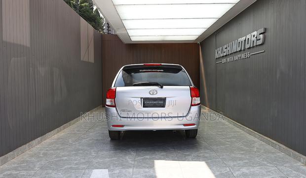 Toyota Corolla Fielder 2013 Silver