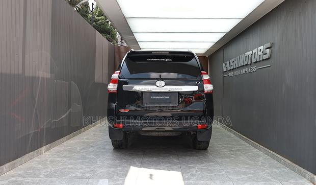 Toyota Land Cruiser Prado 2013 Black