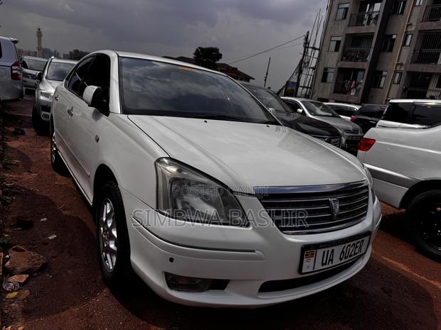 Toyota Premio 2005 White