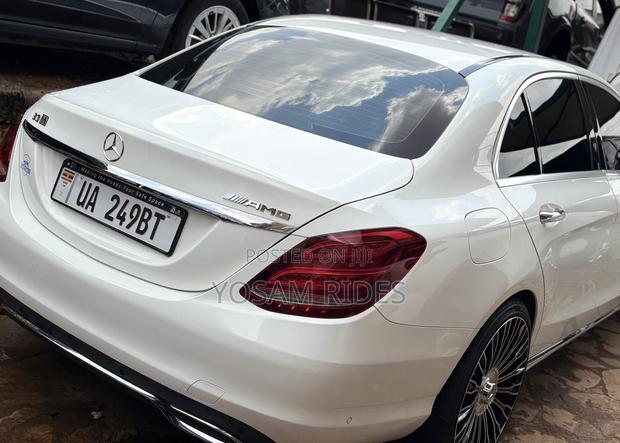 Mercedes-Benz C180 2016 White