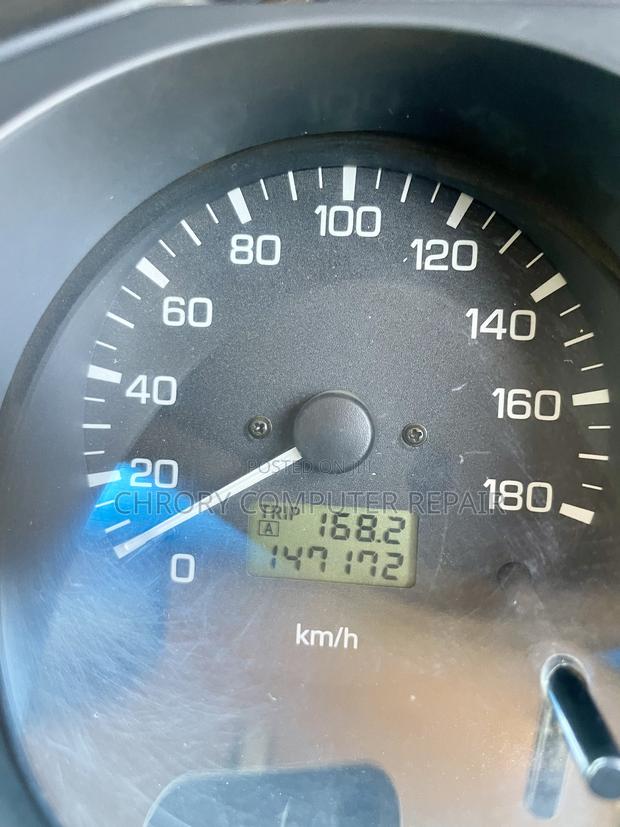 Mitsubishi Pajero 2010 Silver