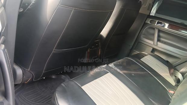 Volkswagen Touareg 2009 Black