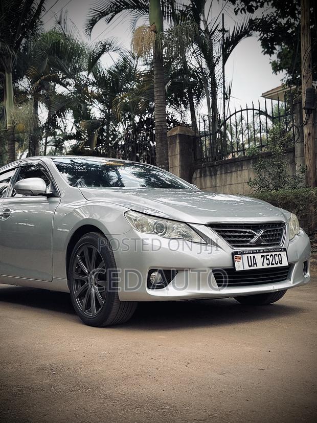 Toyota Mark X 2010 Silver