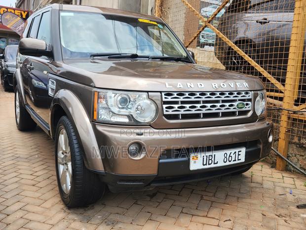 Land Rover Discovery Sport 2015 Gold