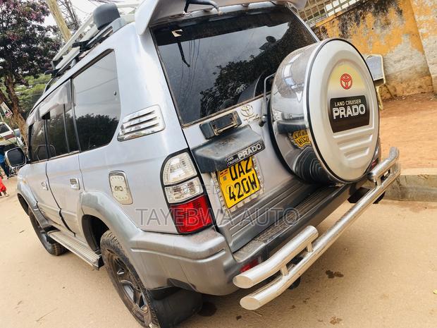 Toyota Land Cruiser Prado 3.0 TD 2001 Silver