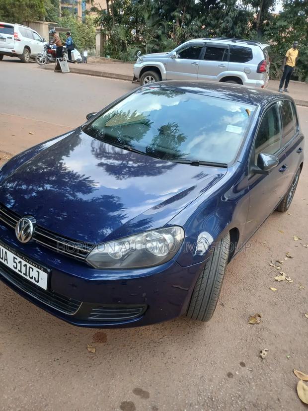 Volkswagen Golf 2012 Blue