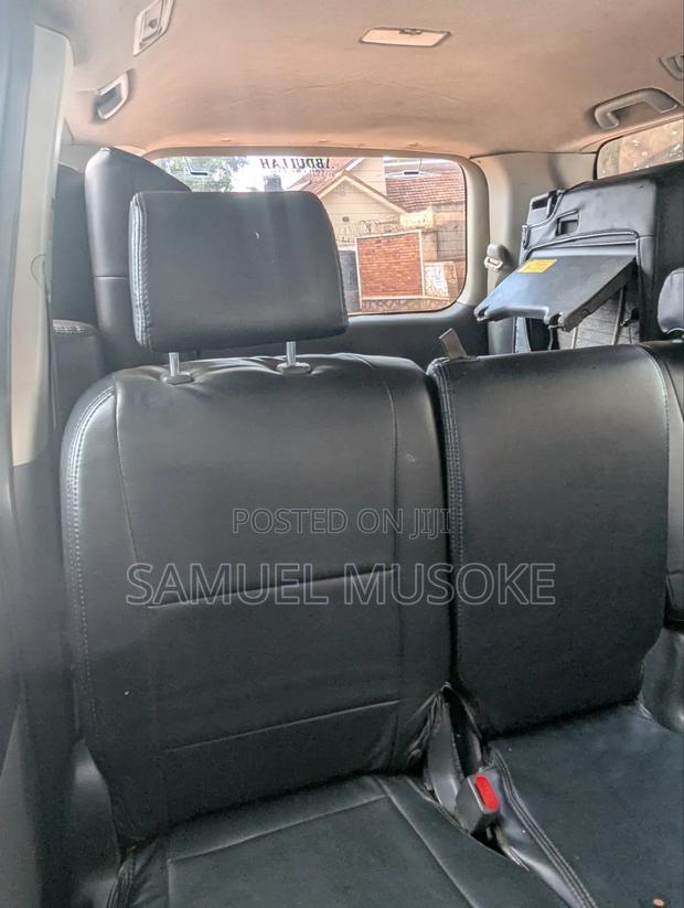 Toyota Noah 2011 Black