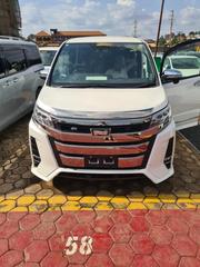 Toyota Noah 2020 White for sale