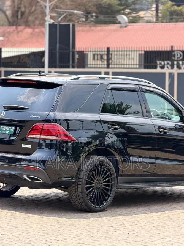 Mercedes-Benz GLE-Class 2018 Black