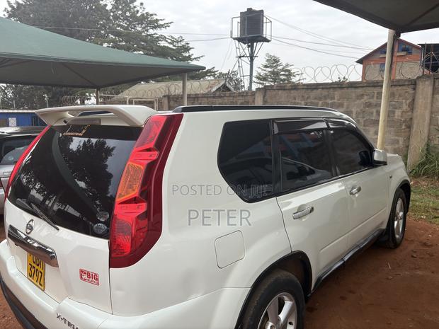 Nissan X-Trail 2.0 Petrol XE 2009 White
