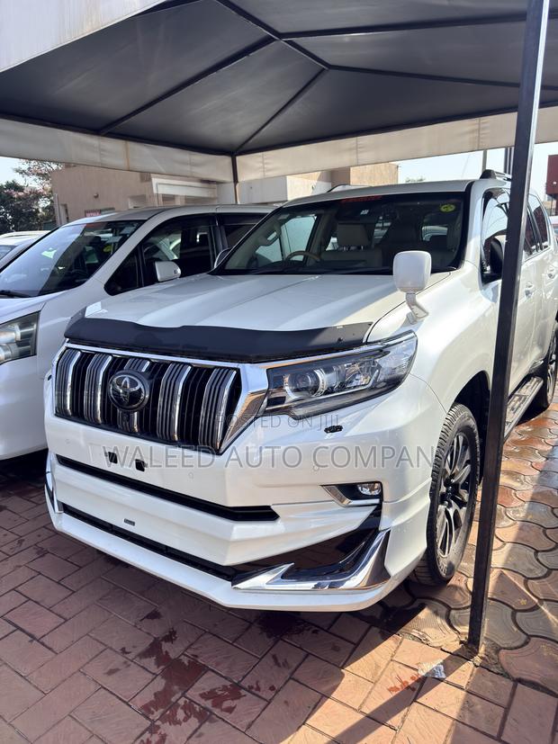 New Toyota Land Cruiser Prado 2.8 2023 White