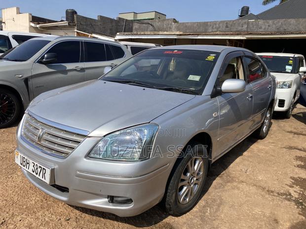 Toyota Premio 2010 White