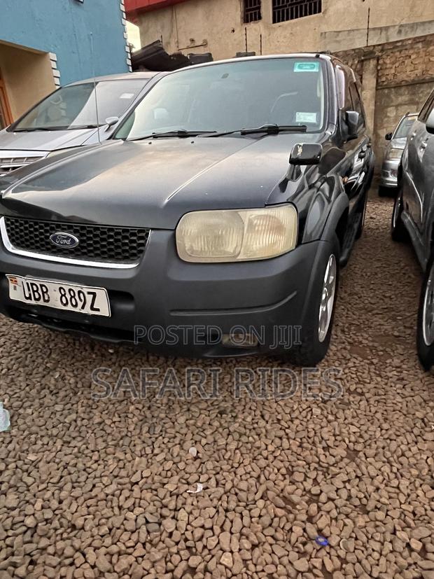Ford Escape 2005 Black