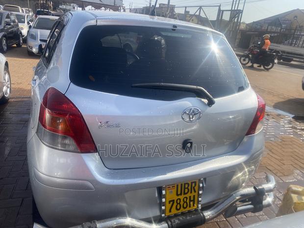 Toyota Vitz 2015 White