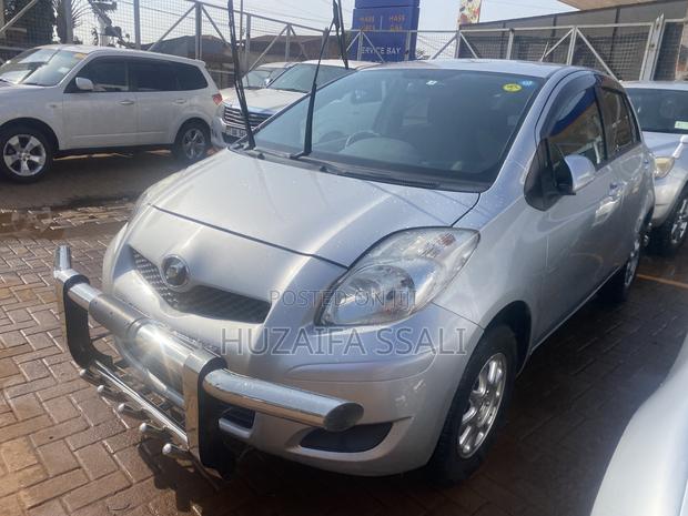 Toyota Vitz 2015 White